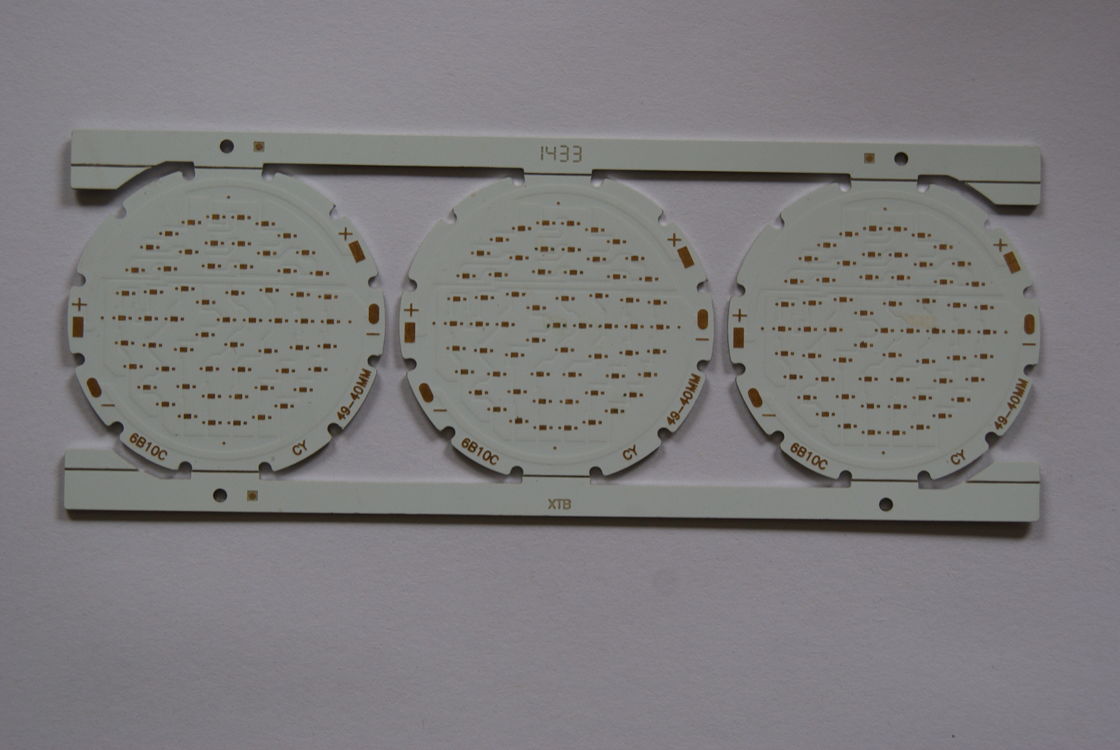 Spannung IMS PCB Service 3KV Widerstand Spannung Ventec Kupfer 0,5-6,0oz HASL/ENIG Oberflächenveredelung