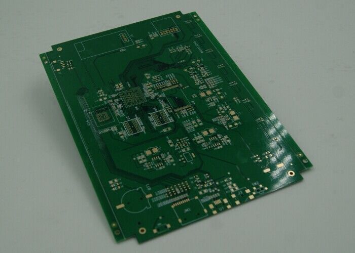 Breitbandkommunikation Mehrschicht-PCB-Board mit Oberflächenabschluss in Gold und 4-32 Schichten