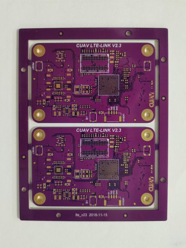 Doppelseitiges PCB Schwarz und Gelb Seidenwandfarbe für Zwei-Schicht-Druckplatte