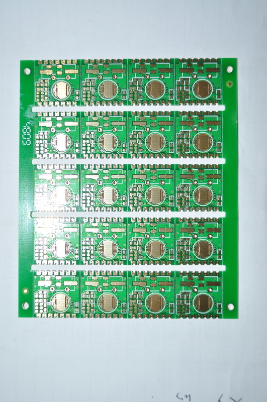 Vielseitige doppelseitige Druckplatte mit einer Dicke von 1,6 mm und einem Min. Loch bis Kupfer von 0,2 mm